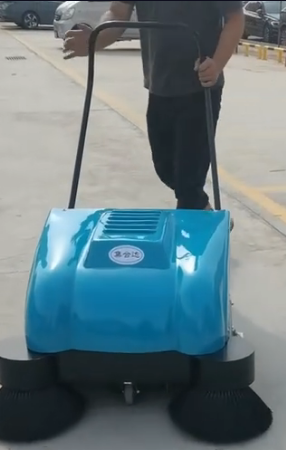 適合各種環境的手推式電動掃